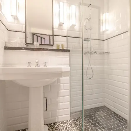 Les Boulevards 파리