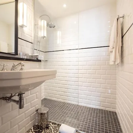 Les Boulevards Apartment *