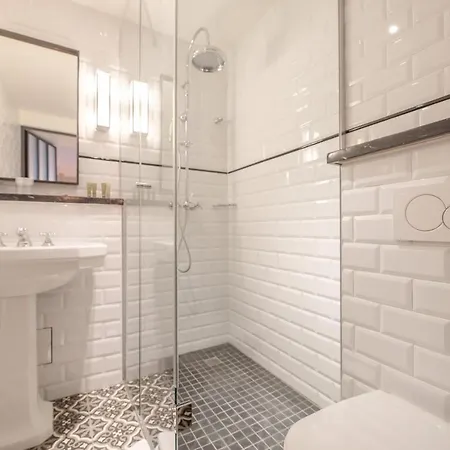 Les Boulevards Apartment *