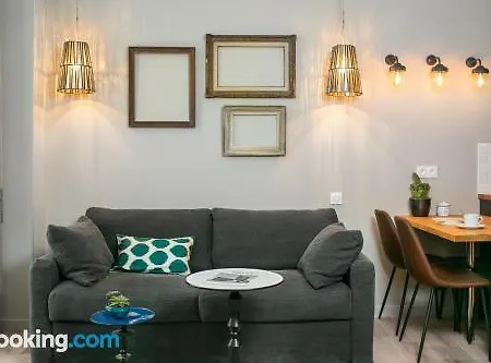 Apartment Les Boulevards Paris