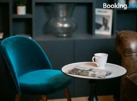 Les Boulevards Apartment *